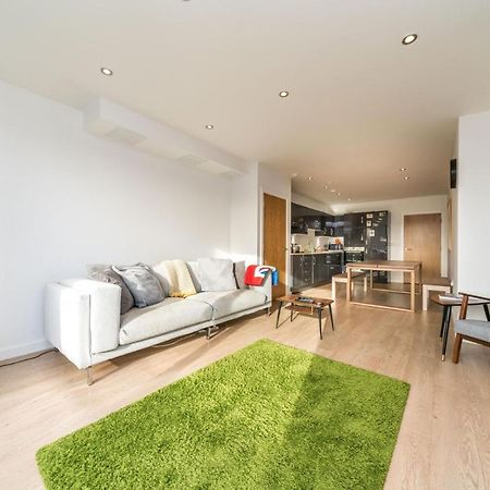 Апартаменти New 2Bd Flat 4Mins To Excel Centre Fast City Links Лондон Екстер'єр фото